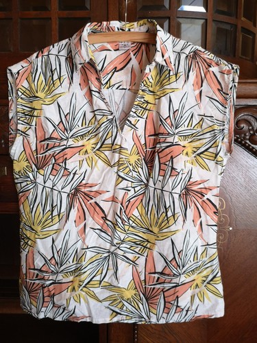 Fashion bluse - up,