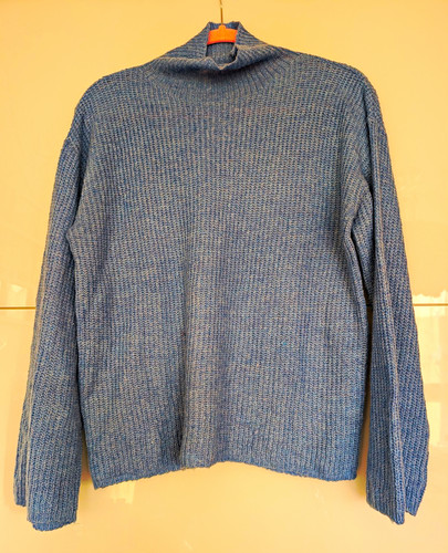 Blauer grobstrickpullover mit - grobstrickpullover,